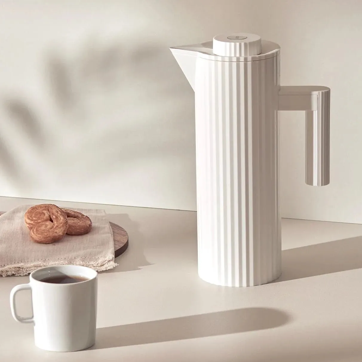 Alessi Plisse Thermo Insulated Vacuum Jug