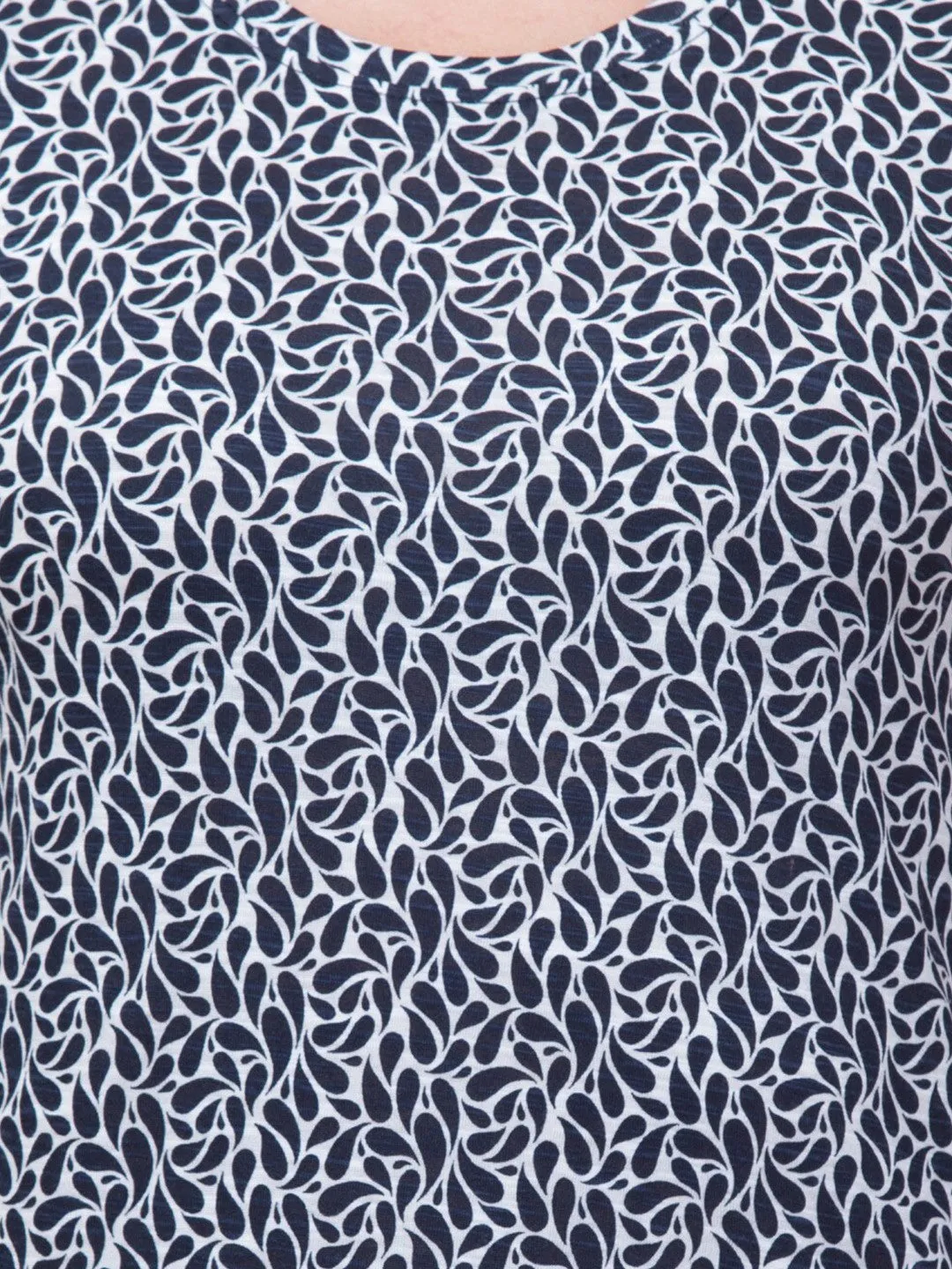 Black Floral print round Neck T-shirt