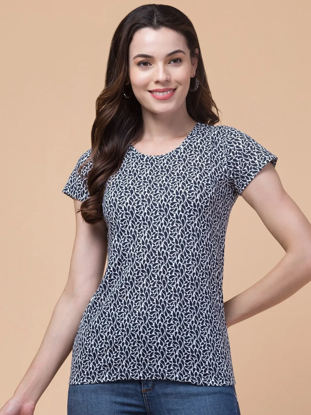 Black Floral print round Neck T-shirt