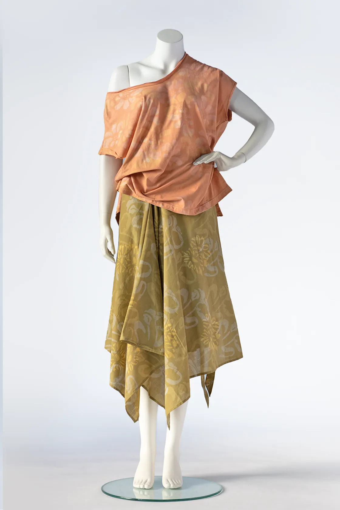 Floral Tee Top in Peach Paradiso