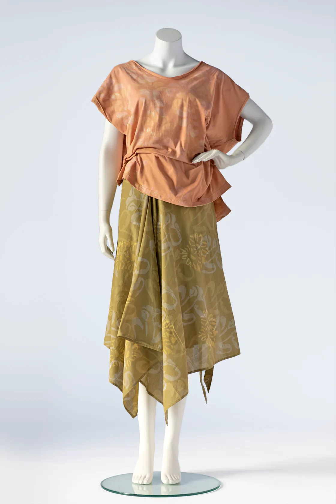 Floral Tee Top in Peach Paradiso