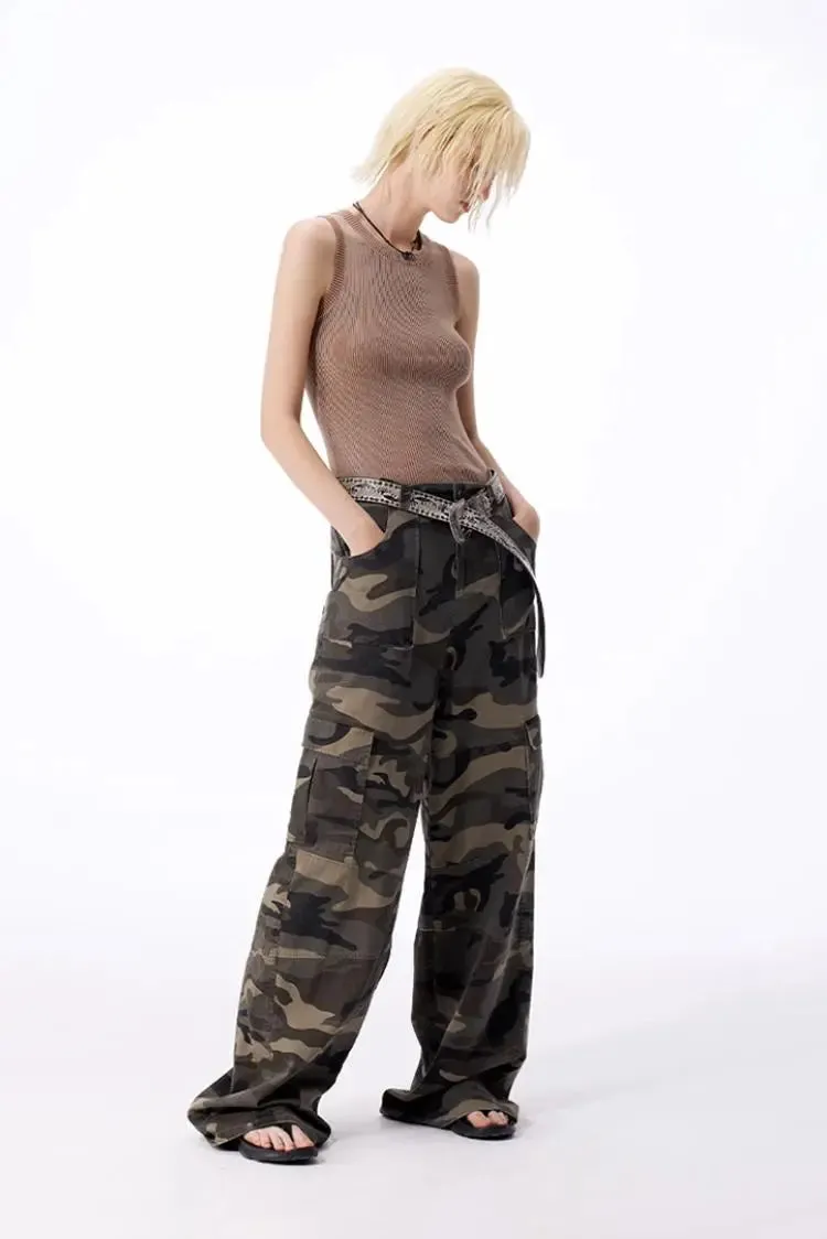 Multi-pocket Flared Camo Cargo Pants