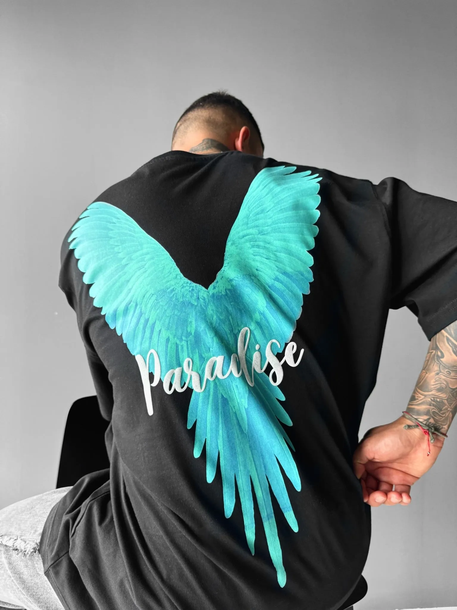 Oversize Parrot Paradise T-shirt - Black and Green