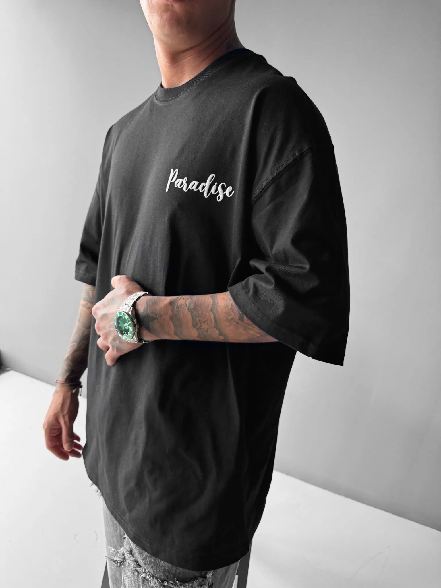 Oversize Parrot Paradise T-shirt - Black and Green