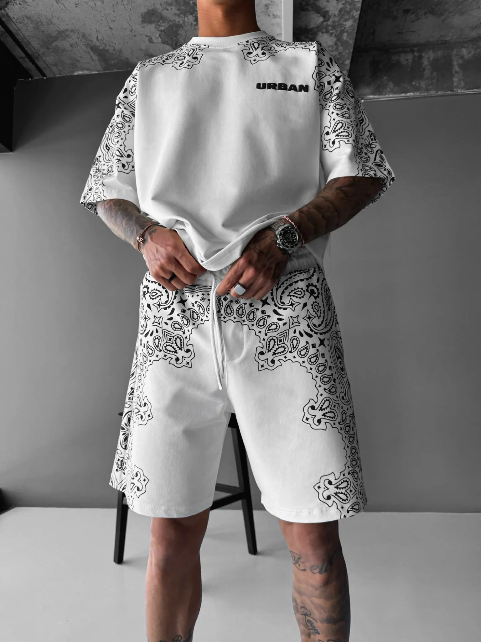 Oversize Urban Carpet T-shirt - Ecru