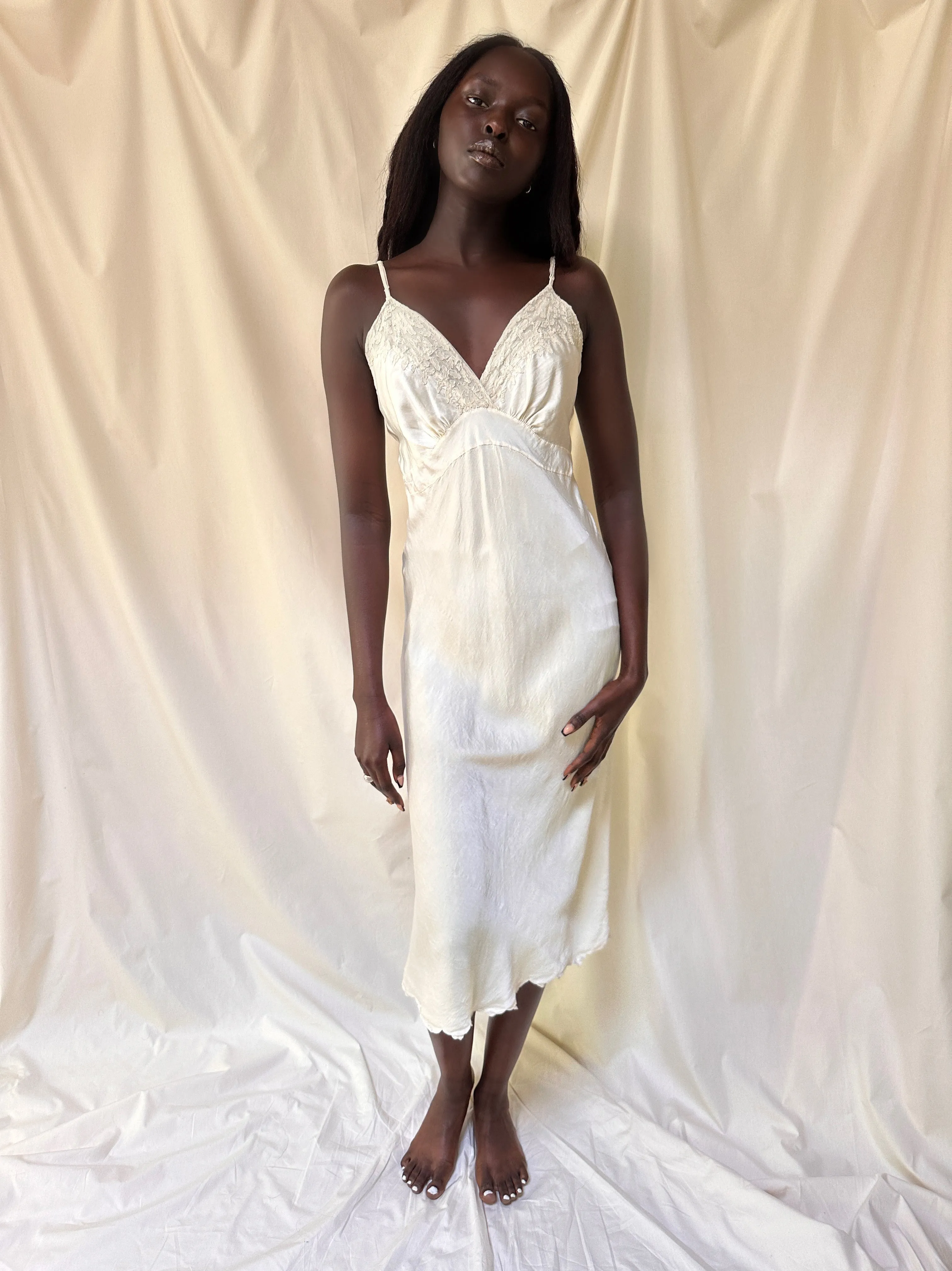 Vintage 1930’s Crème Silk Négligée