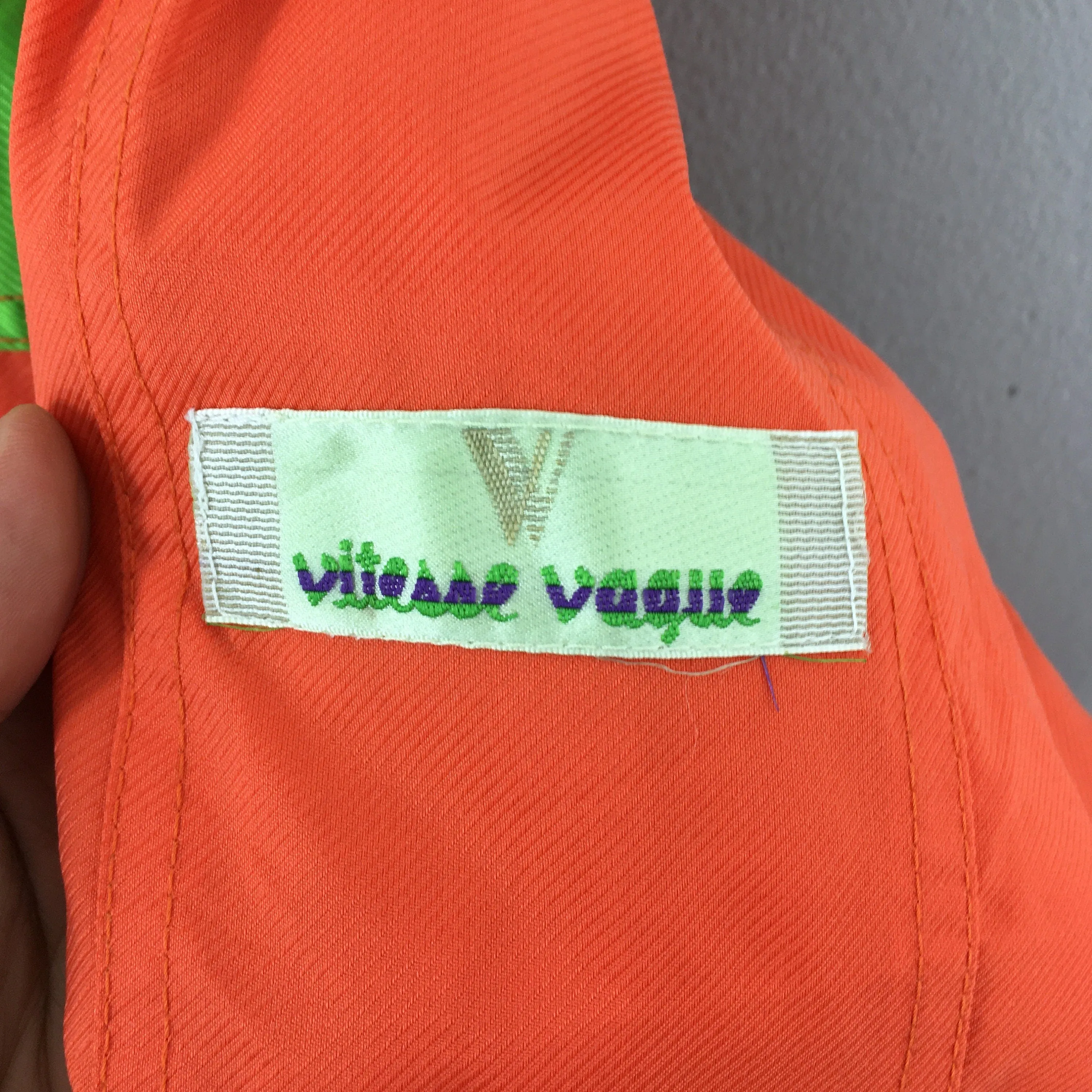 Vitesse Vague Italy Ski Wear Orange Hoodie Jacket Large